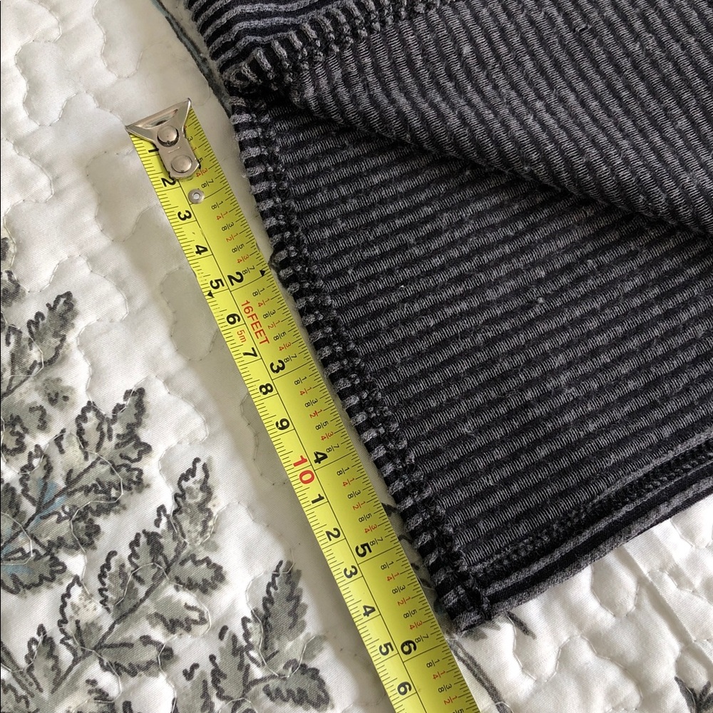 NWOT Kennedy Ribbed Top - Picture 15 of 15